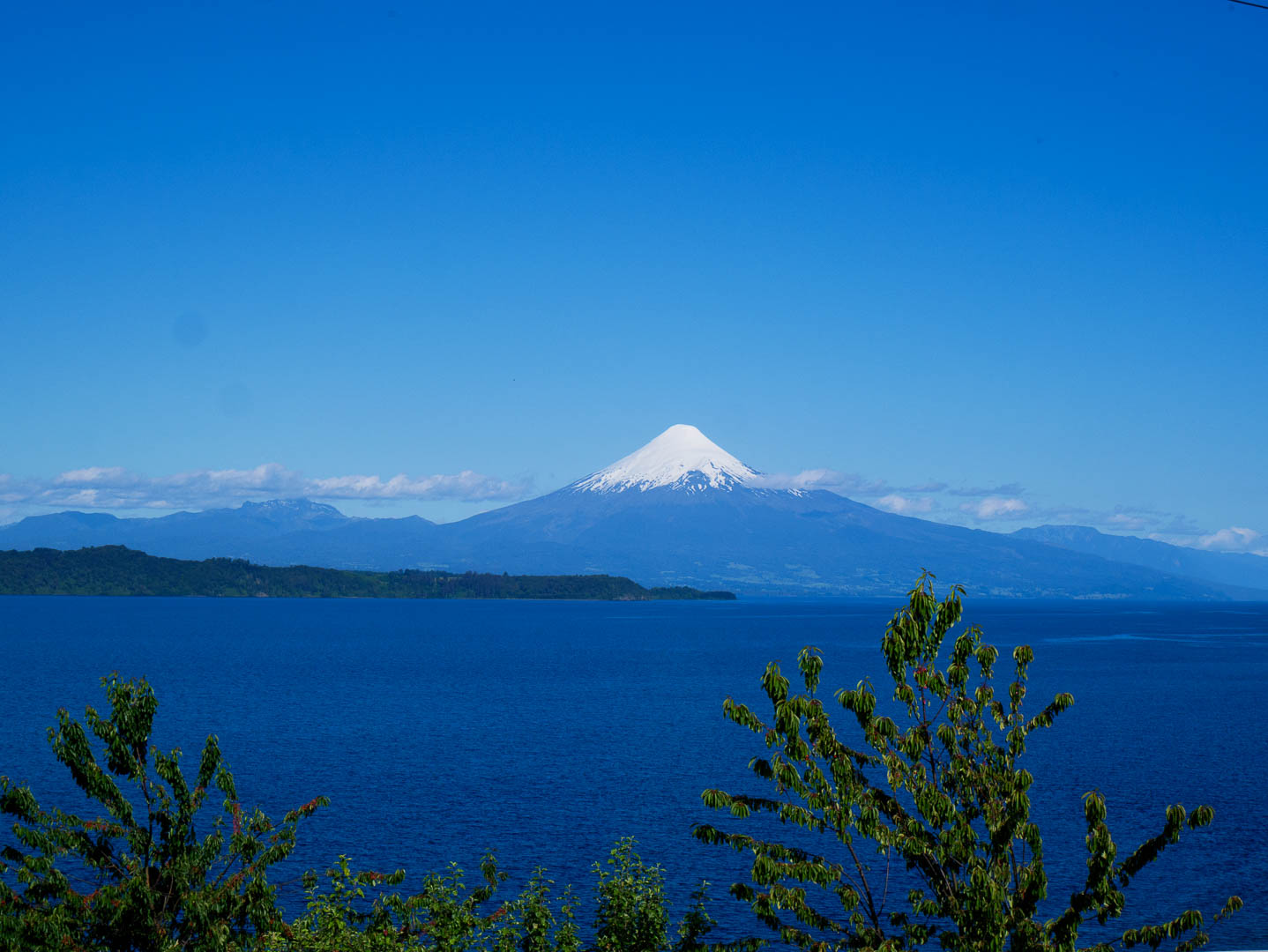 La région des lacs : volcan Osorno et ile de Chiloé